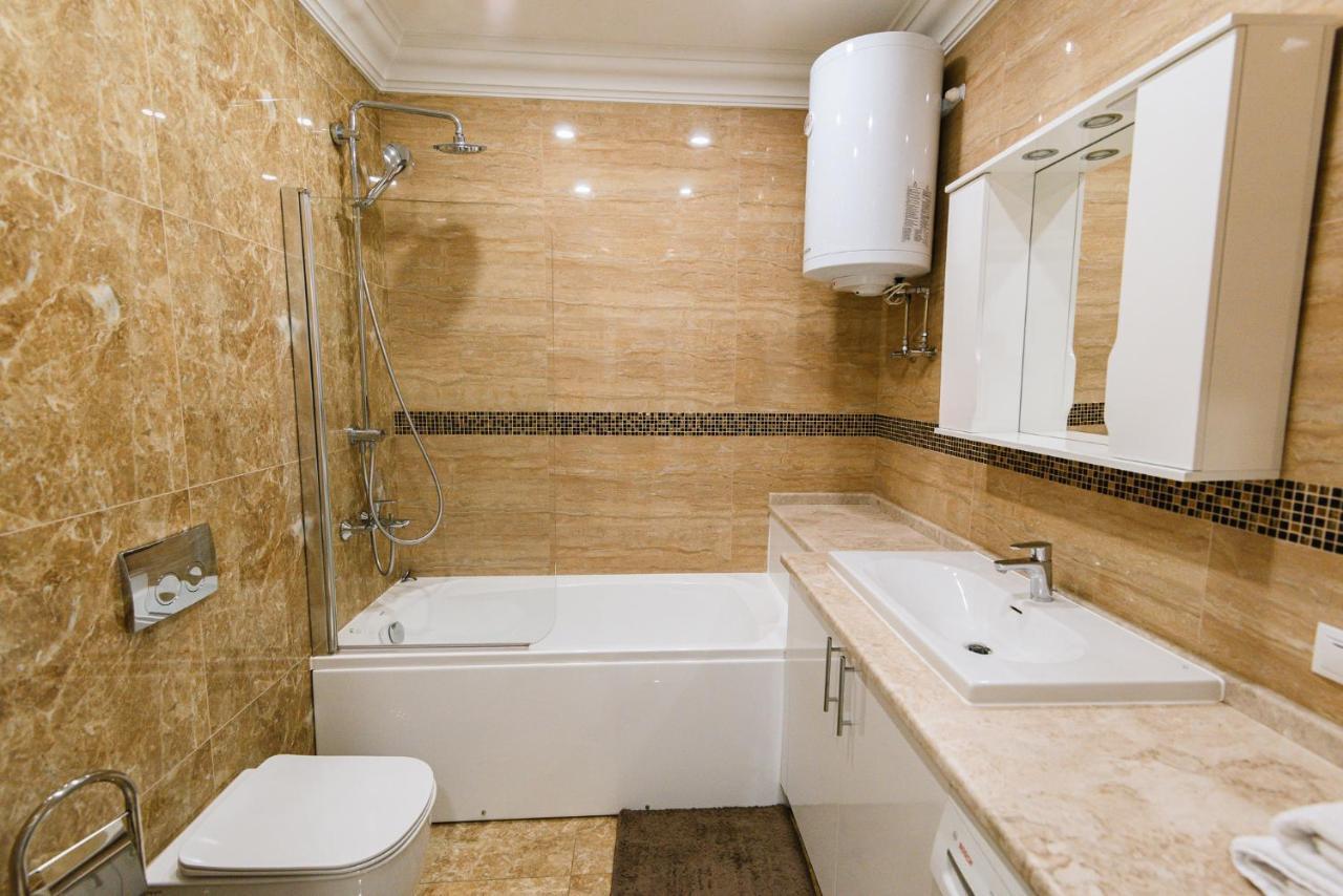 Luxury For Business & Pleasure Royal 2 Apartment Kyiv Exterior photo